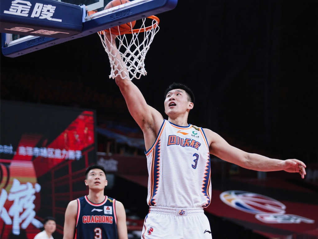 为进攻和防 为进攻和防